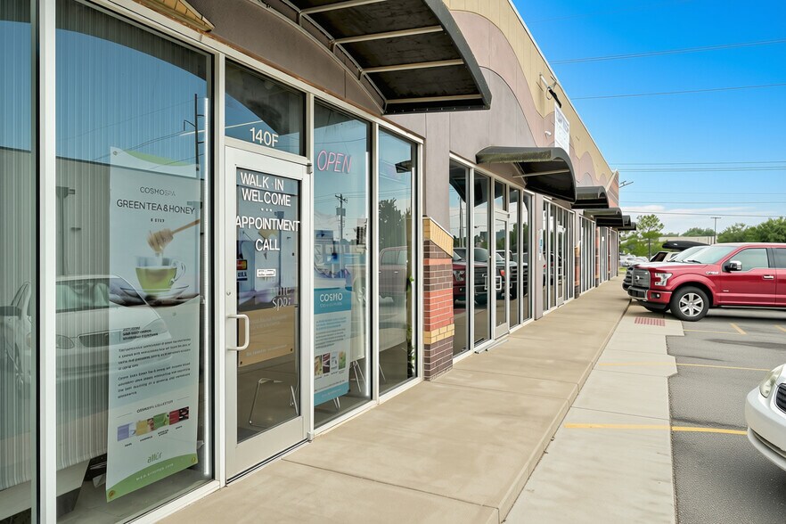 More Photos Of 140 S Midwest Blvd, Oklahoma City Unknown For Lease