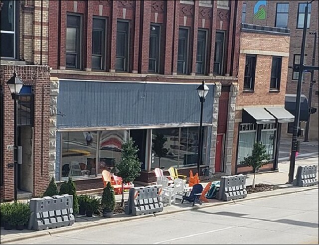 More Photos Of 402 Dousman St, Green Bay Storefront Retail Office For Sale