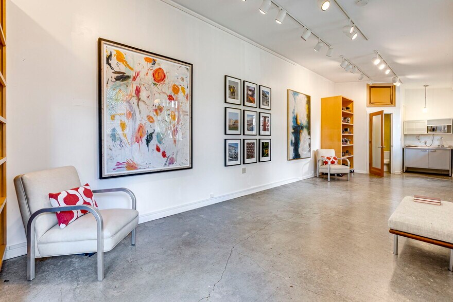 More Photos Of 1825 SE 7th Ave, Portland Loft Creative Space For Sale