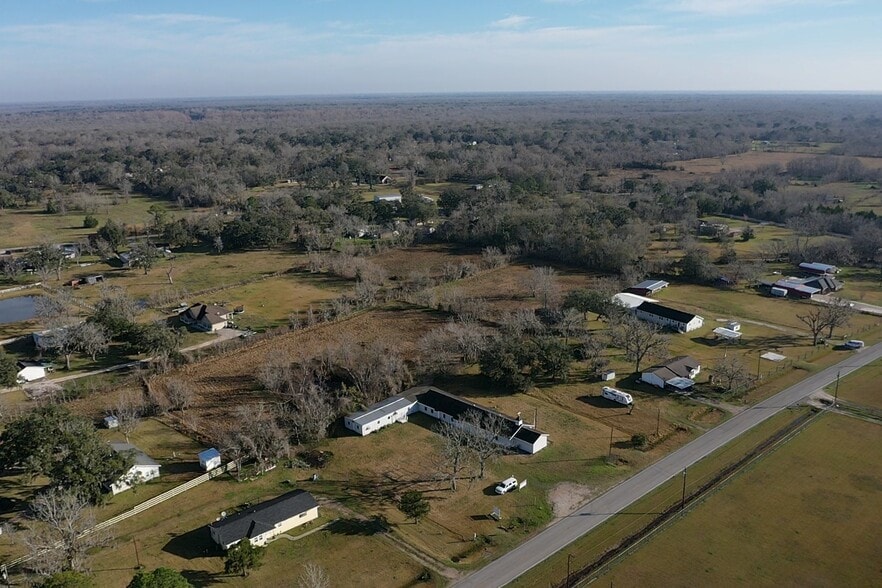 More Photos Of 3922 County Road 353, Brazoria Religious Facility For Sale