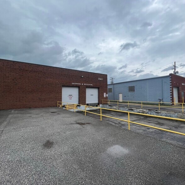 More Photos Of 21611 Tungsten Rd, Euclid Warehouse For Sale