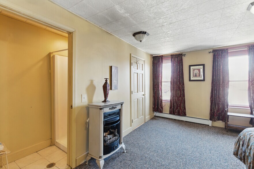 More Photos Of 1880 House Bed & Breakfast, Pulaski Hotel For Sale