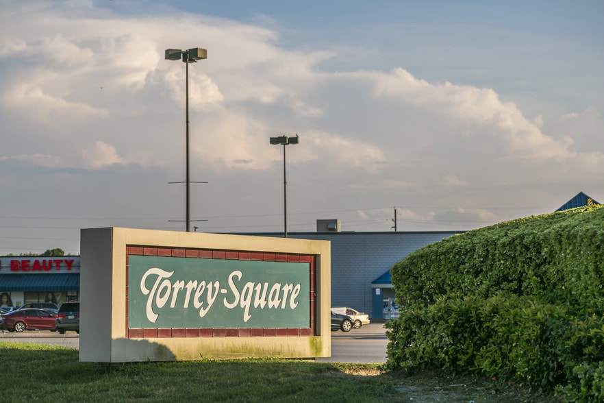 More Photos Of 13030-13190 Veterans Memorial Dr, Houston Unknown For Lease