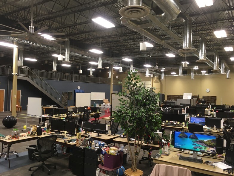 More Photos Of 476 N 1500 W, Orem Light Manufacturing For Sale