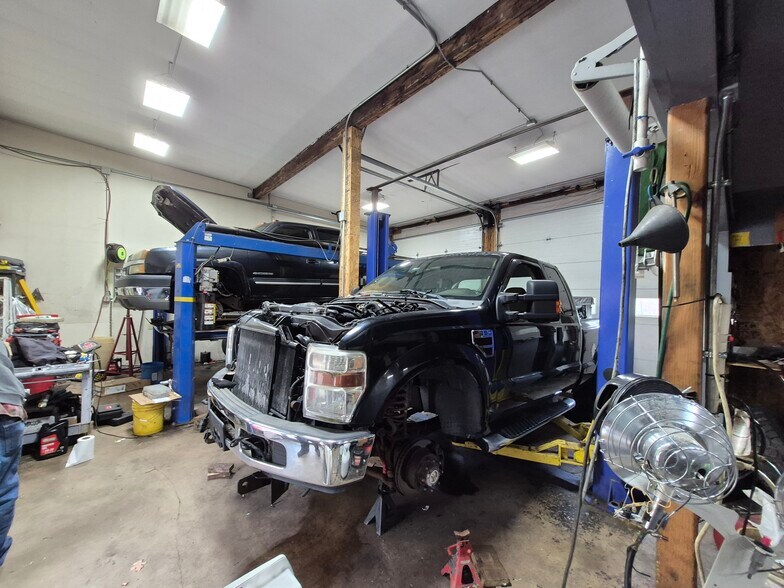 More Photos Of 441 Providence Tpke, Hampton Apartments For Sale