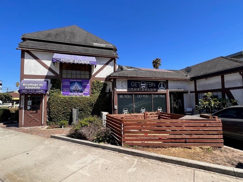 More Photos Of 910 Torrance Blvd, Redondo Beach Storefront Retail Office For Sale