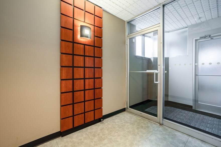 More Photos Of 303 Mill St, Poughkeepsie Office For Sale