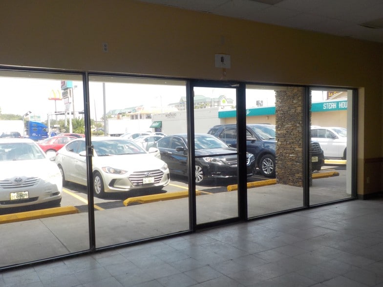 More Photos Of 1902-1906 S 10th St, McAllen Daycare Center For Lease