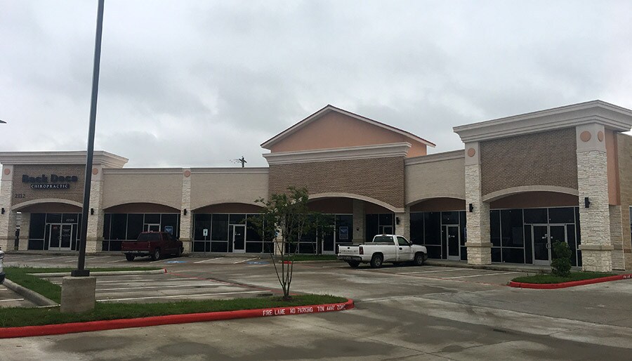 More Photos Of 2312 Calder Dr, League City Storefront For Lease