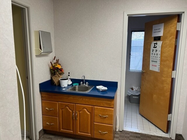 More Photos Of 822 N Wood Ave, Linden Office For Sale