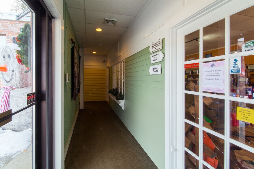 More Photos Of 43 Grove St, Peterborough Freestanding For Lease