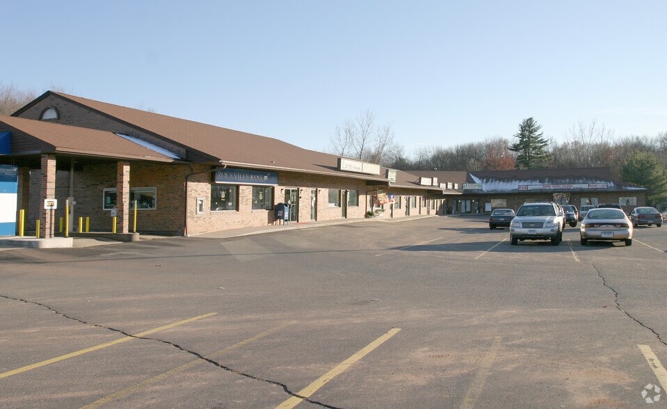 More Photos Of 915 Sullivan Ave, South Windsor Unknown For Lease