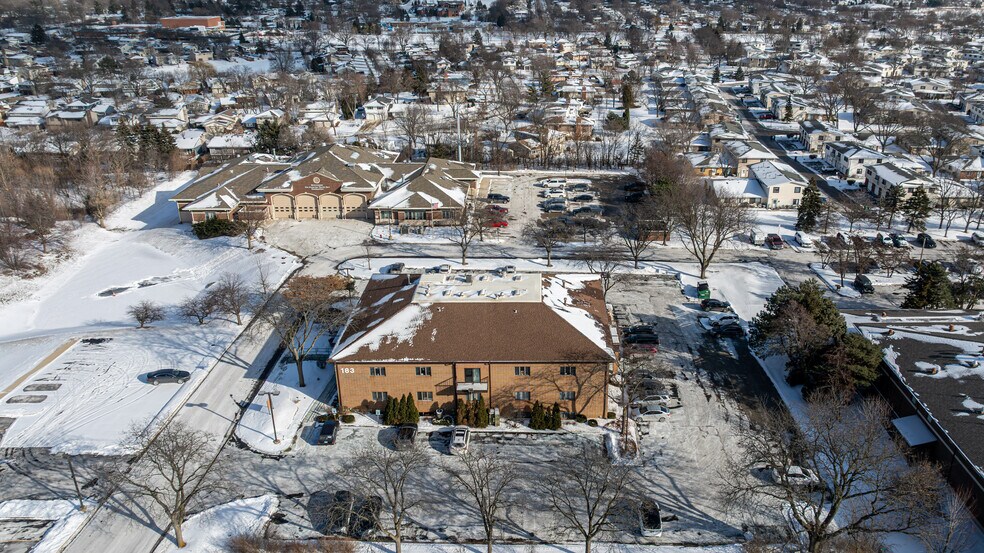 More Photos Of 183 S Bloomingdale Rd, Bloomingdale Medical For Lease