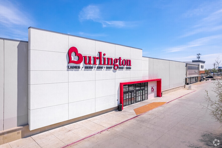 More Photos Of E Northwest Hwy & Abrams Rd, Dallas Unknown For Lease