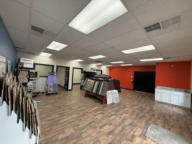 More Photos Of 3305 E Washington Blvd, Fort Wayne Warehouse For Lease