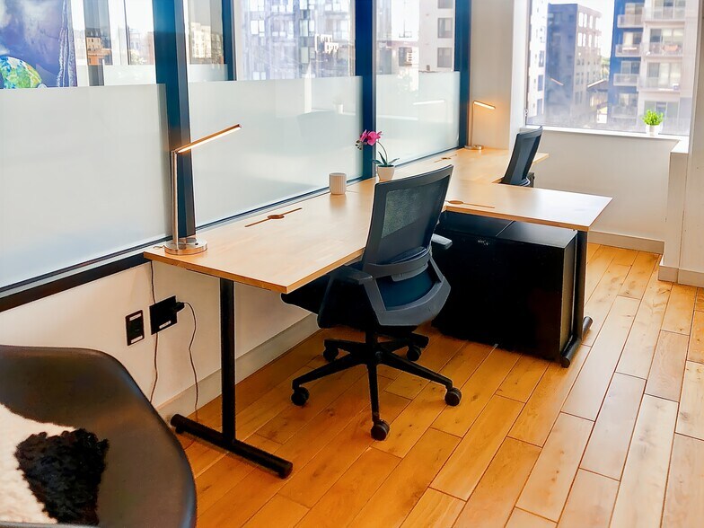 More Photos Of 1330 Lagoon Ave, Minneapolis Coworking Space