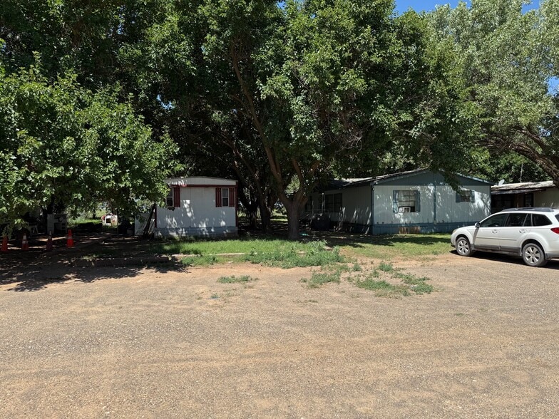 More Photos Of 1530 Interstate Highway 27, Hale Center Manufactured Housing Mobile Home Park For Sale