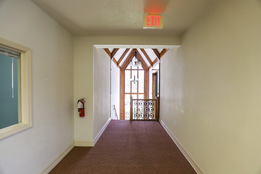 More Photos Of 305 SE 2nd Ave, Gainesville Office For Lease