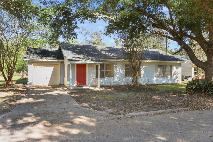 More Photos Of , Cut Off Multifamily For Sale