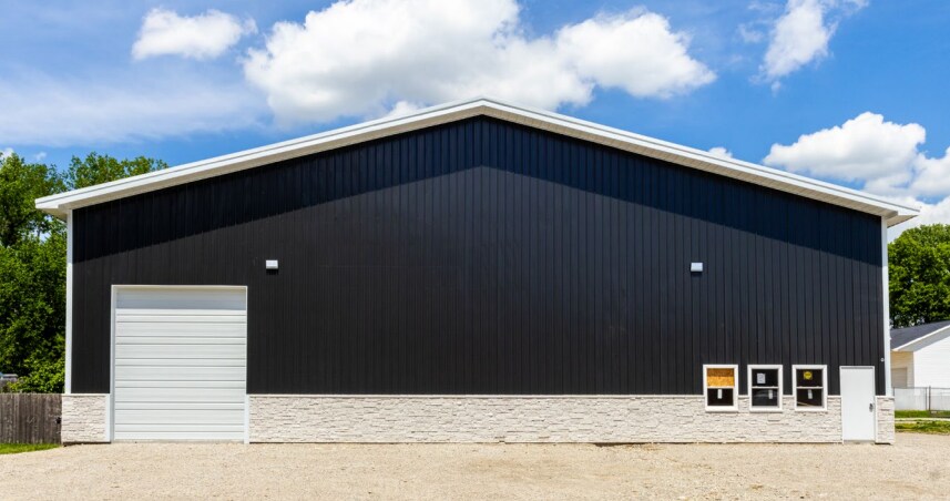 More Photos Of 928 Benton St, Valley Park Warehouse For Lease