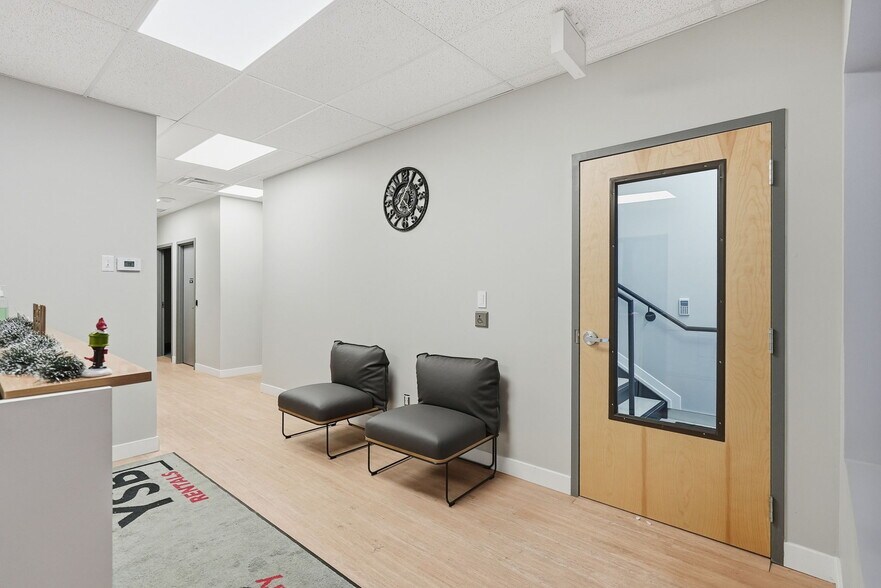 More Photos Of 224 Robot St, Vars Warehouse For Sale