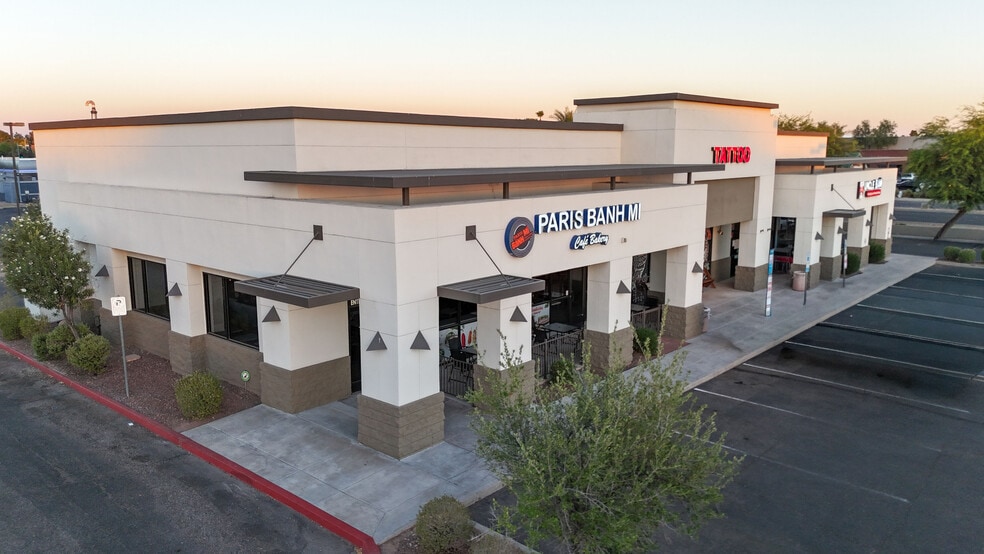 Primary Photo Of 5626 W Bell Rd, Glendale Freestanding For Sale