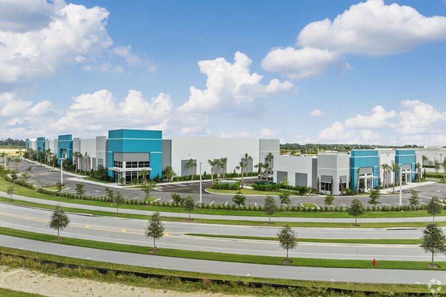 Primary Photo Of 17035 Persimmon Blvd W, Wellington Unknown For Lease