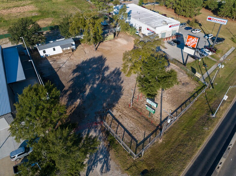 More Photos Of 191 Interstate 45, Huntsville Land For Sale