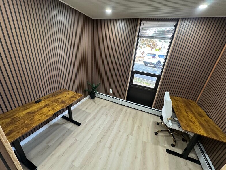 More Photos Of 144 Grove Ave, Cedarhurst Loft Creative Space For Lease