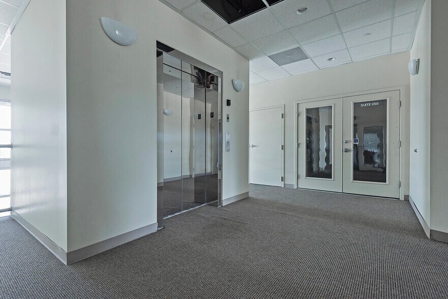 More Photos Of 512 E 4500 S, Salt Lake City Office For Lease
