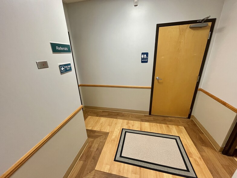 More Photos Of 1125 E Michigan Ave, Battle Creek Unknown For Lease