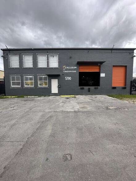 Primary Photo Of 5790 NW 35th Ave, Miami Warehouse For Sale