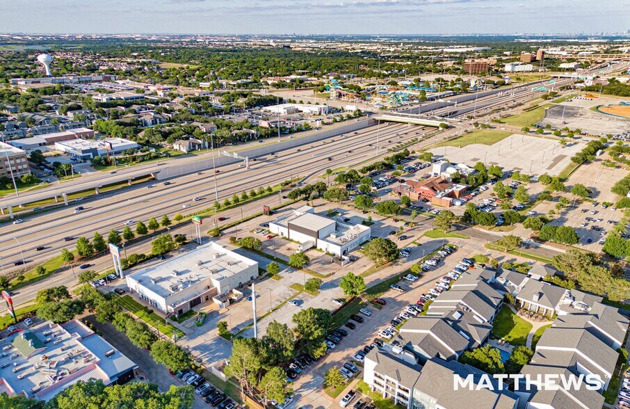 More Photos Of 1520 Nolan Ryan Expy, Arlington Restaurant For Sale