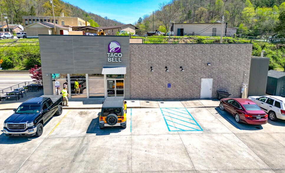 Primary Photo Of 1962 Smoot Ave, Danville Fast Food For Sale
