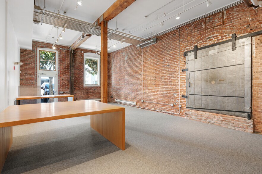 More Photos Of 720 York St, San Francisco Office For Sale