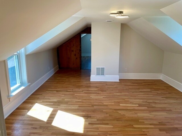 More Photos Of 208 S Elm St, Three Oaks Storefront For Sale