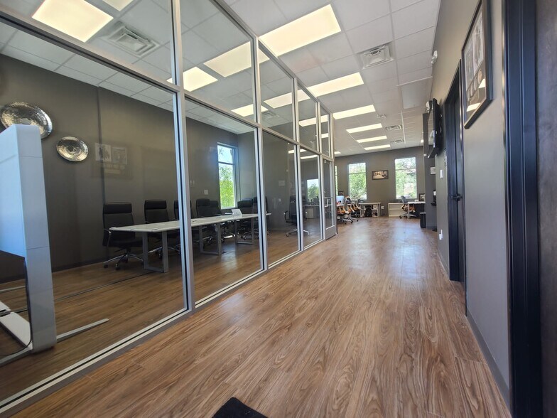 More Photos Of 240 O Connor Ridge Blvd, Irving Office For Sale