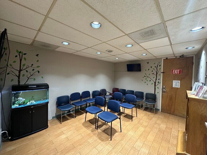 More Photos Of 4950 San Bernardino St, Montclair Medical For Sale