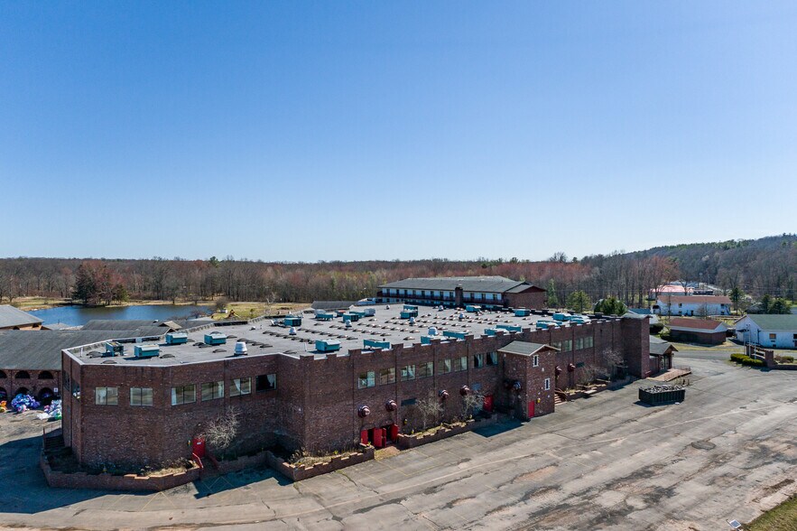 More Photos Of 4858 Route 32, Catskill Hotel For Lease
