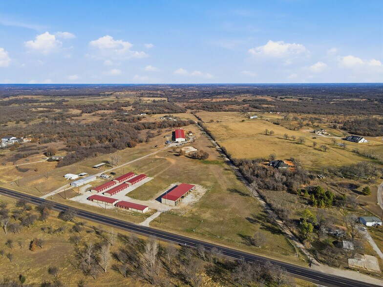 More Photos Of 9910 TX-199 Hwy, Poolville Specialty For Sale