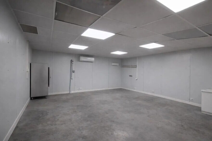 More Photos Of 68 Chemin De La Flambère, Toulouse Flex For Lease
