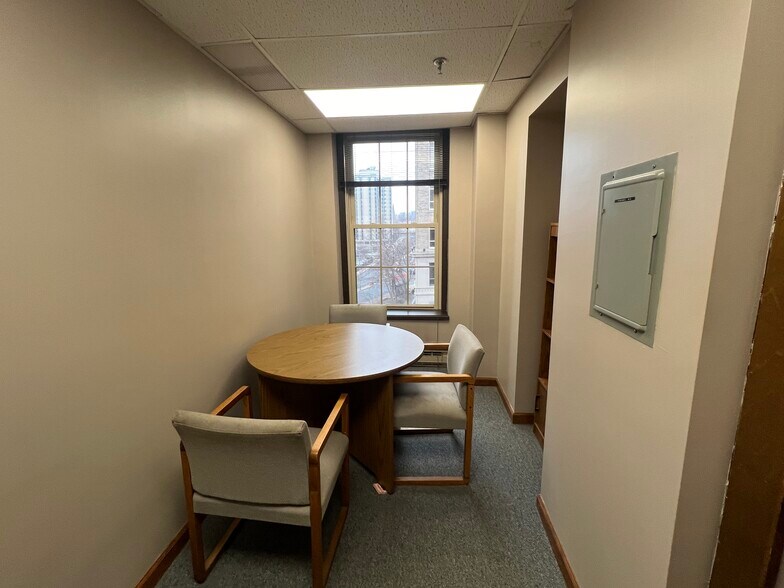 More Photos Of 1380-1398 Main St, Springfield Office For Lease