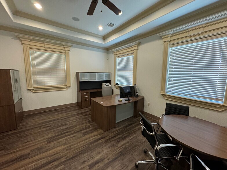 More Photos Of 2271 E Continental Blvd, Southlake Medical For Lease