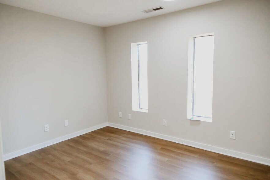 More Photos Of 307 Fields Dr, Aberdeen Warehouse For Lease