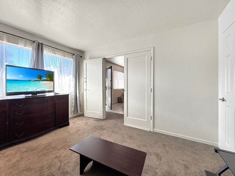More Photos Of 3205 Brookdale Ave, Oakland Multifamily For Sale