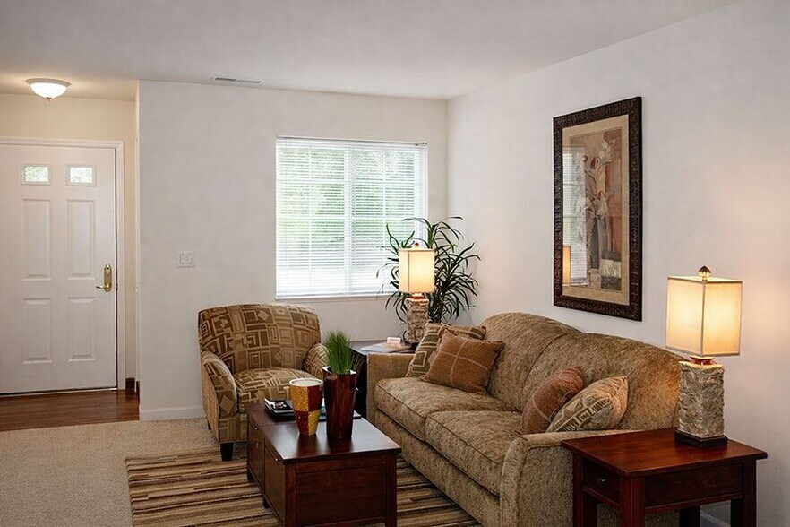 More Photos Of 3840 S Burdick St, Kalamazoo Apartments For Sale