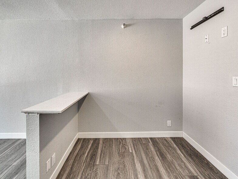More Photos Of 3211 S 79th East Ave, Tulsa Apartments For Sale