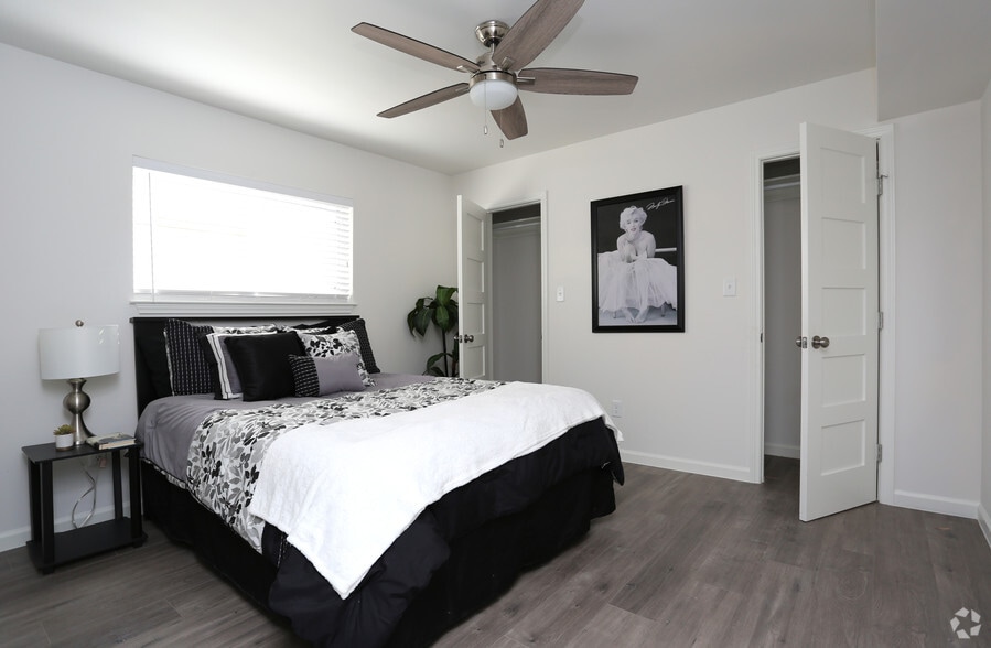 More Photos Of 5005 San Jacinto St, Dallas Apartments For Sale