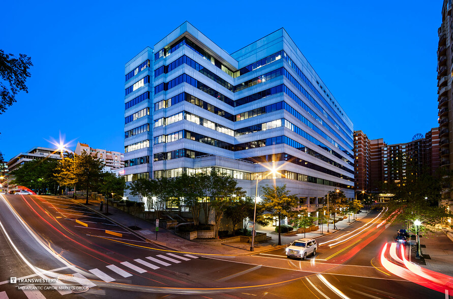 Primary Photo Of 1320 N Courthouse Rd, Arlington Office For Sale