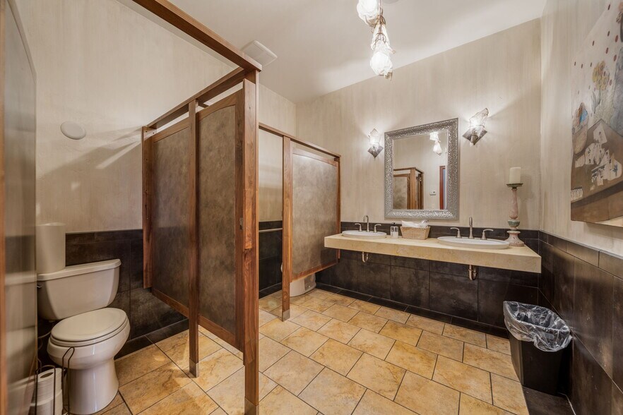 More Photos Of 4 County Road 124, Hesperus Restaurant For Sale